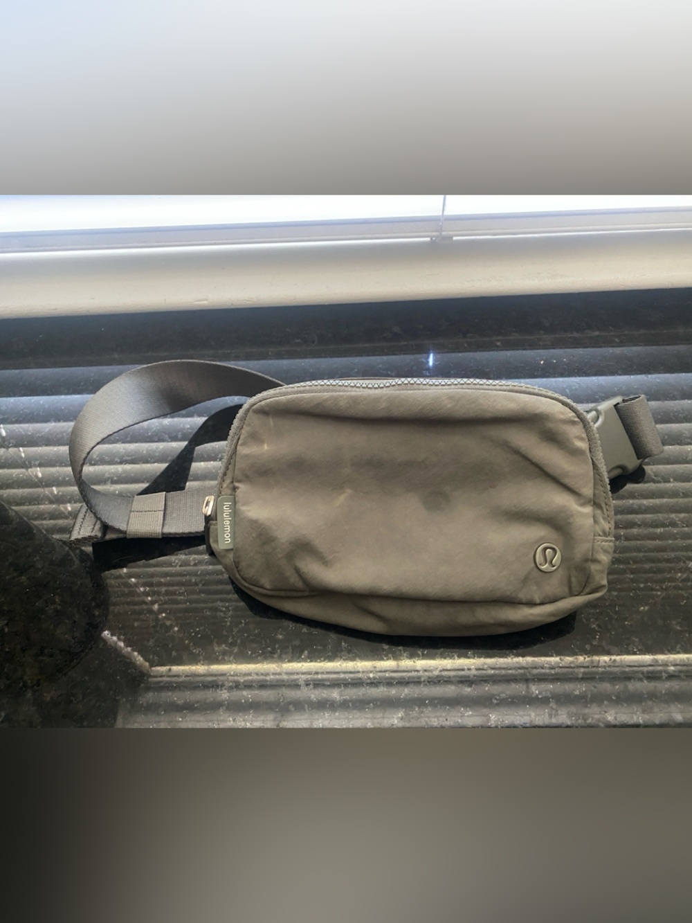 lululemon athletica Fanny pack- army green